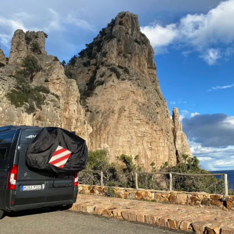 Sardinien im November mit dem Wohnmobil? Aber Ja: Unser Elternzeit Reisebericht.